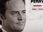 MatthewPerry nous quitte prématurément. nouvelle étoile brille dans ciel.