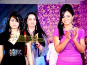 [PHOTOS] Neetu Chandra Roopa Vohra's fashion show