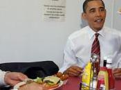 Obama Biden paient hamburger chez Ray’s Hell Burger