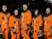 Sept astronautes, mission réparer télescope Hubble