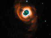nébuleuse planétaire 4-55 photographiée télescope Hubble