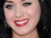 Katy Perry choisie pour poitrine