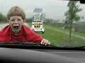 Doit-on frapper nos......?