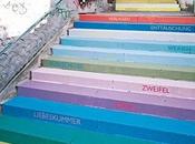 Escalier multicolore