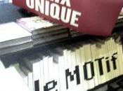 MOTiF faire rougir libraires sont timides