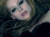 Avril Lavigne chante pour Alice Pays Merveilles