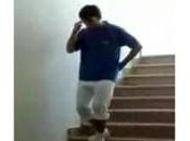 Comment descendre escaliers avec classe?