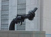 L'IMAGE JOUR: sculpture Non-violence,