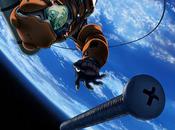 Vision terre s'entoure débris