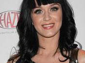 Katy Perry encore tête ventes