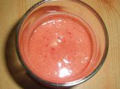 Smoothie vitaminé fraises, pêches, abricots pamplemousse