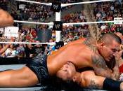 s’incline face Randy Orton