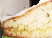 Gâteau léger mascarpone citronné, fourré lemon curd, glaçage chocolat blanc-citron