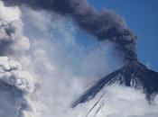 Eruption volcan Klyuchevskoy