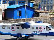 Lukla Népal atterrissage long d’un Do228 Sita