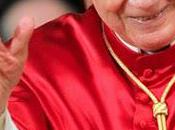 Pape Admet L'Utilité Préservatif