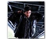 Guillaume dans cour grands