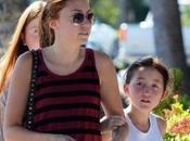 Noah Cyrus elle fait tout pour réconcilier parents