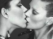 Kate Moss elle embrasse femme d'un magazine