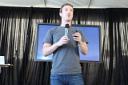 Mark Zuckerberg homme plus habillé monde