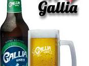 Gallia: blonde, parisienne, pétillante recherche jh(s) pour soirées mousse