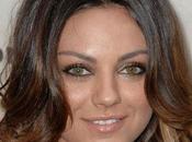 Mila Kunis Elle était complexée plus jeune