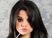 Selena Gomez single clip Says arrivent