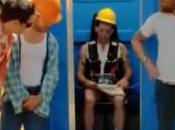 Jackass tente sauter élastique dans toilettes