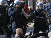 Réplique texte suffit manifestations dérangent pas" blog 'Chercher poux?'