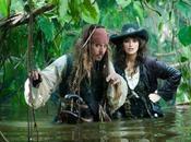 Pirates Caraïbes poster promo officiel pour Fontaine Jouvence