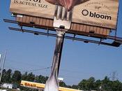 Marketing alternatif panneau publicitaire sent barbecue