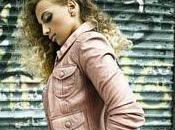 Kayna Samet sort album" Jeune Libres" aujourd'hui