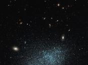 Hubble signe magnifique portrait d’une galaxie naine irrégulière voisine
