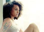 Marsha Ambrosius célèbre Fête Mères chanson