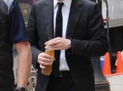 Robert Pattinson nouveau rôle comme gant