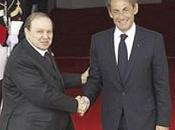 Bouteflika présent avec l'aide Sakrozy France trahit encore fois après Tunisie, révoltés Printemps Arabe
