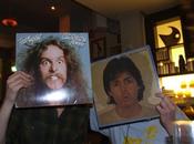 J'adore sleeveface.