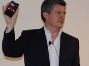 Motorola RAZR, smartphone Android plus monde embarque fonctions inédites (vidéo)