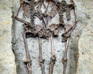 Un couple de l'époque romaine enterré en se tenant la main depuis 1500 ans