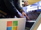 L'ouverture d'un Microsoft Store orchestré MacBook Pro...