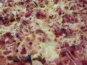 Pizza lardons oignons gruyère