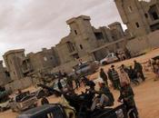 LIBYE pro-Kadhafi prennent contrôle Bani Walid