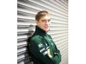 Officiel Petrov prend place Trulli chez Caterham