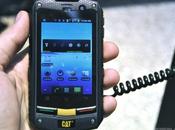 B10, smartphone antichoc signé Caterpillar
