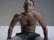 John Legend tombe chemise pour vidéo Tonight (Best Ever Had)