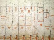 Salle vitrine peintures mastaba metchetchi "pancarte"