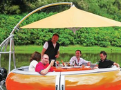 bateau barbecue pour repas l’eau…