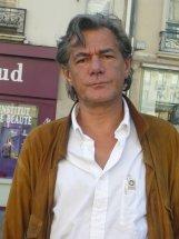 Scoop : Denis Trierweiler ne veut plus que Valérie porte son nom