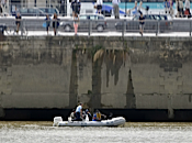 Disparition Bordeaux: corps mais rumeurs persistantes