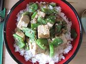 Tofu l’échalote haricots mange-tout, sauce curry vert